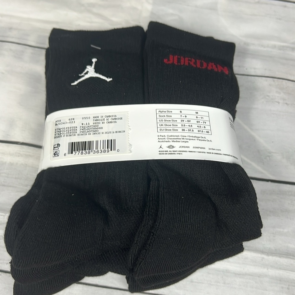 Nike Jordan Boys Crew Socks (6-Pack) | Size YTH 5Y–7Y
WMN 6-10/ Men 6-8 - Picture 4 of 7